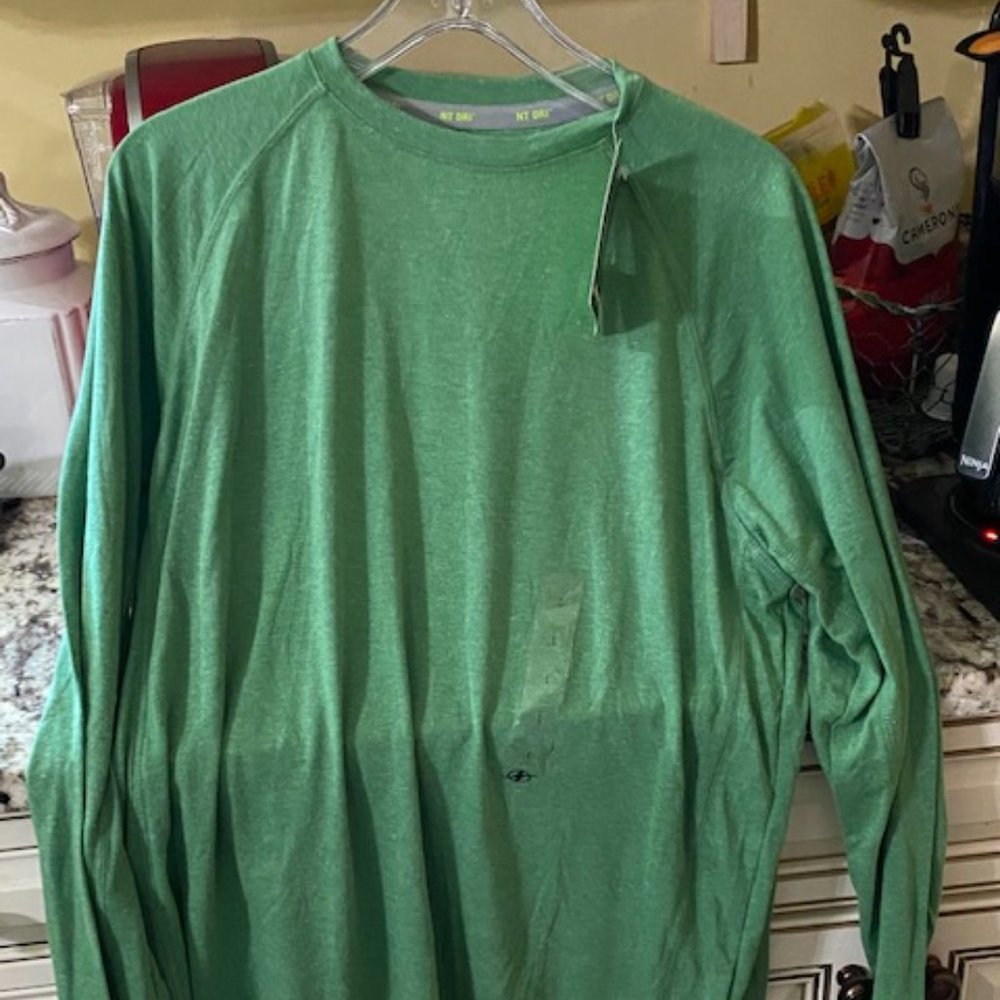 Men's NordicTrack Long Sleeve BNWT